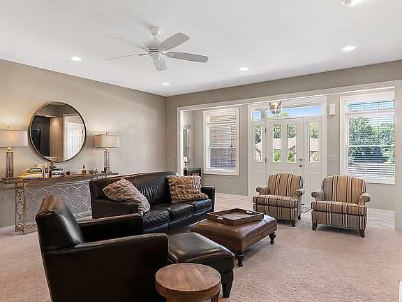 4th image of 1482 Countryside Dr