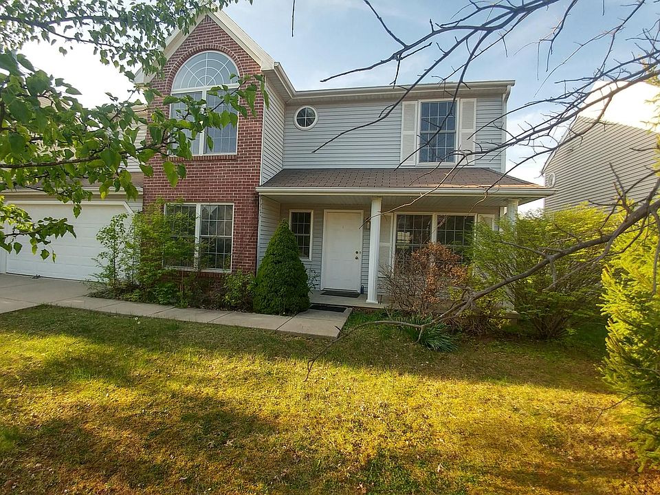 1st image of 2515 E Clay Ct