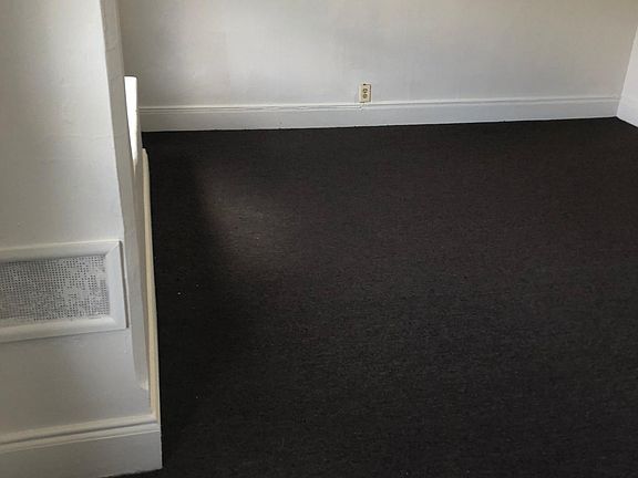 2nd image of 330 W Lincoln Hwy APT 4