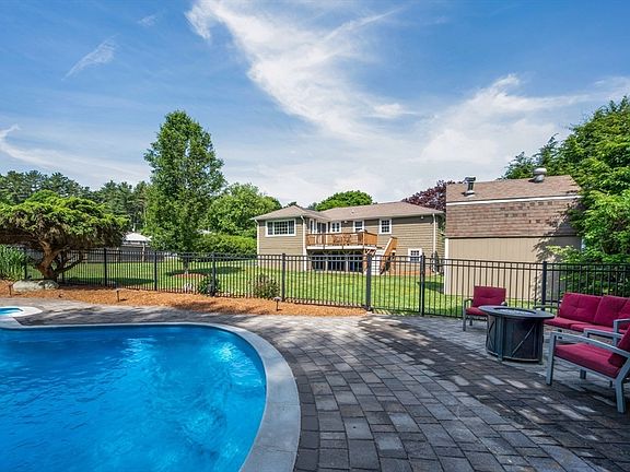 4th image of 23 Dutton Rd
