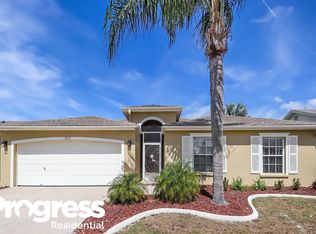 213 Lookout Dr, Apollo Beach, FL 33572