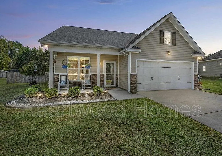 249 Blythe Creek Dr — Photo 42