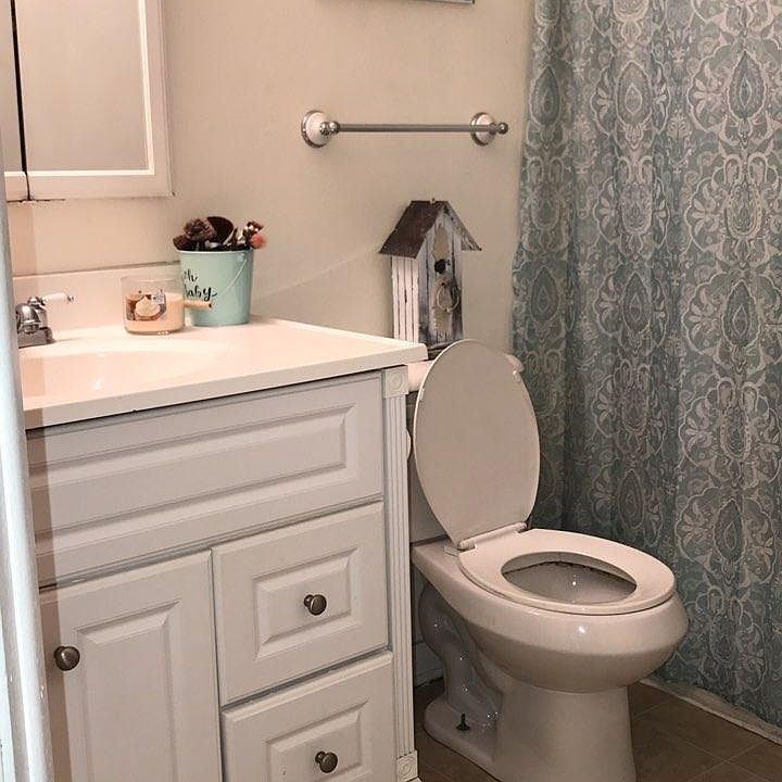 Bathroom with lots of drawers! 