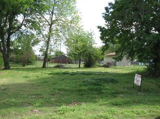 412 E Jefferson St, Tecumseh, OK 74873