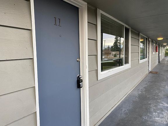 3rd image of 4910 108th St SW #11T