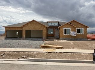 184 N Ax Handle Dr, Grantsville, UT 84029