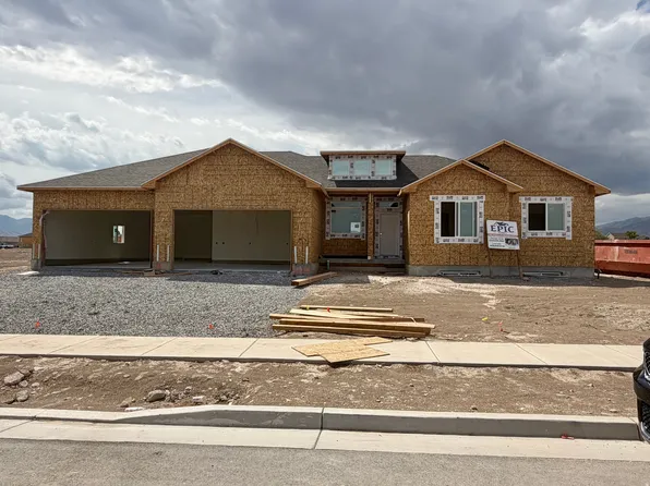 184 N Ax Handle Dr, Grantsville, UT 84029