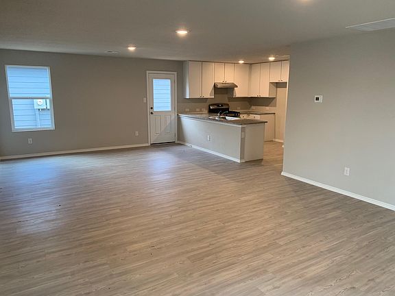 5th image of 10738 Prusiner Dr
