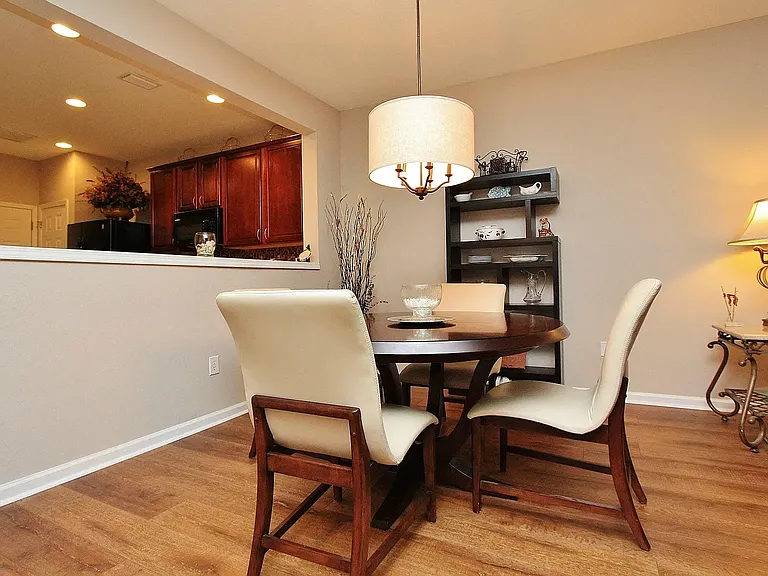 4132 Crownwood Dr — Photo 8