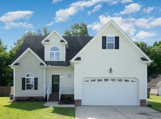 102 Wakefield Dr, Princeton, NC 27569