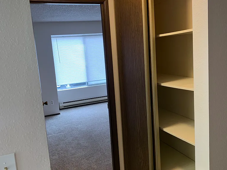 Hidden Lake Apartments — Photo 10