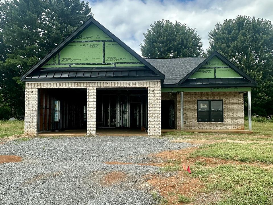 1st image of 2464 Sandstone Dr