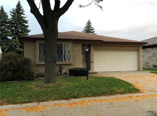14869 La Grande Plz, Warren, MI 48088
