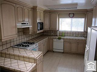 3rd image of 8446 Shulman Ave