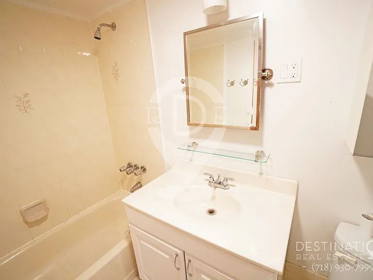 349 Union St #1 — Photo 6