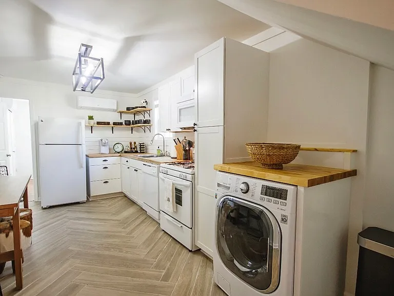3 Strawberry Ln #A — Photo 6