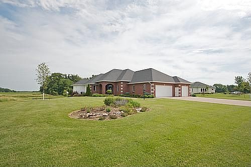 1st image of 1449 Bunker Dr