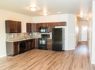 5724 E Red Oak Dr APT 4, Sioux Falls, SD 57110