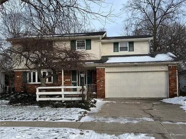 6038 Meadowvale Dr, Toledo, OH 43613