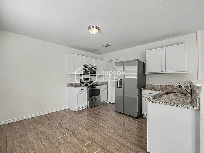 3814 Amber Holw — Photo 6
