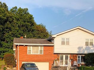 108 Roselawn Dr, Weirton, WV 26062