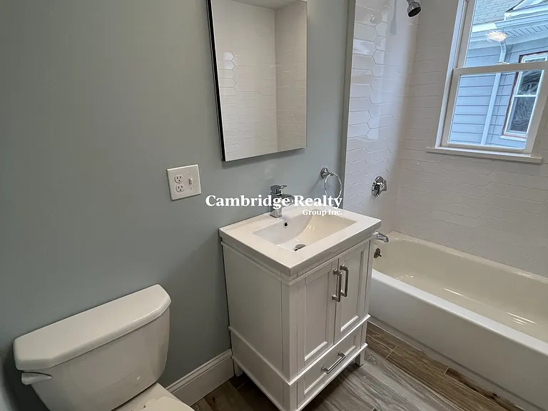 11 Burnham St #2T — Photo 20