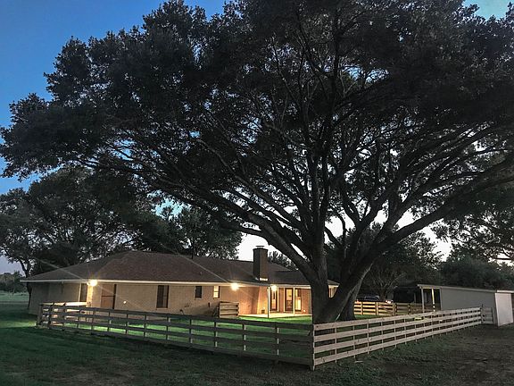 2nd image of 109 Mockingbird Ln