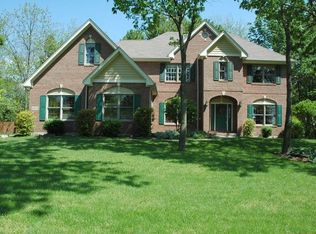 2450 Pinebrook Ln, Springboro, OH 45066