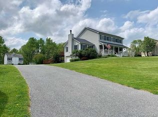 148 Mayfair Rd, Poughquag, NY 12570