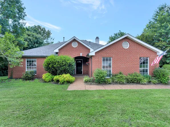 2910 Churchill Ln, Thompsons Station, TN 37179