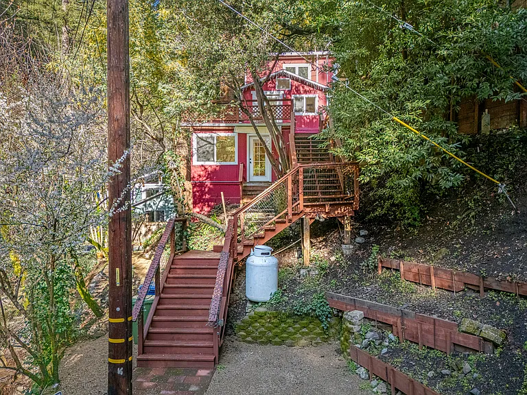 19495 Beardsley Rd — Photo 56