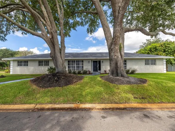 1200 55th St N, Saint Petersburg, FL 33710