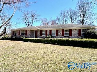 5019 Lumary Dr NW, Huntsville, AL 35810