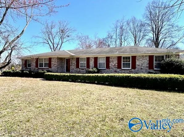 5019 Lumary Dr NW, Huntsville, AL 35810