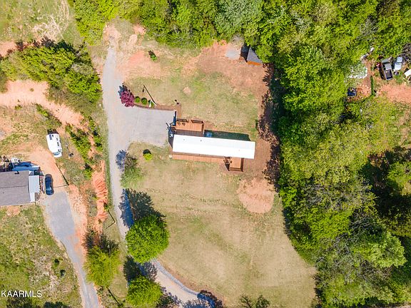 4th image of 118 Pinecrest Dr