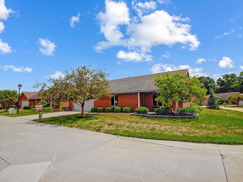 1st image of 821 Hickory Hill Dr #821