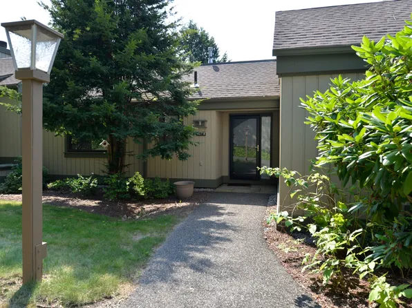 507 Heritage Village #B, Southbury, CT 06488