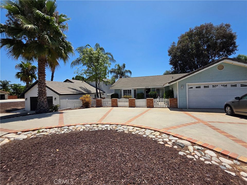 1st image of 23673 Canyon Lake Dr N