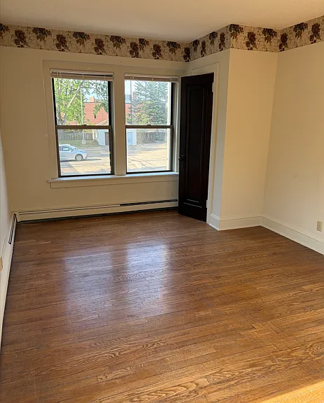 1709 Shields Ave #2 — Photo 3