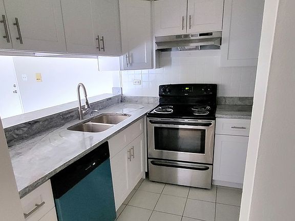 5th image of 14647 Greenwood Rd #B-404