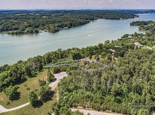 160 Bluffton Rd, Friendsville, TN 37737