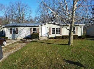 301 W Buckeye St, South Whitley, IN 46787