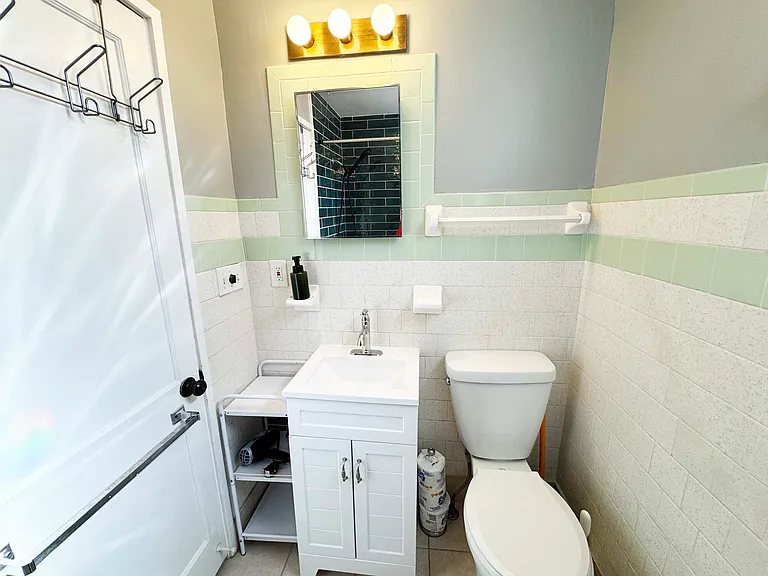 4212 Haldane St #2 — Photo 15