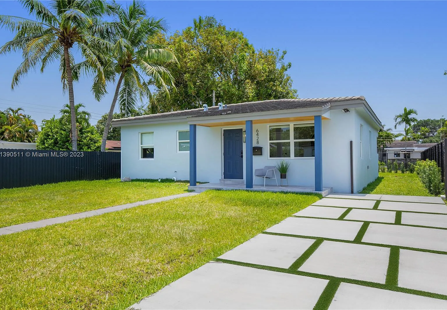3 bed, 1650 sqft, $6,900 — Photo 1