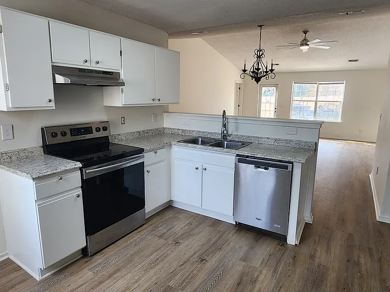 5 Cattle Ct — Photo 2