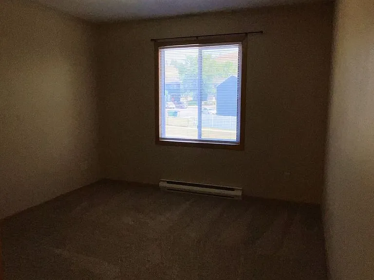 1801 Red Dale Dr — Photo 21