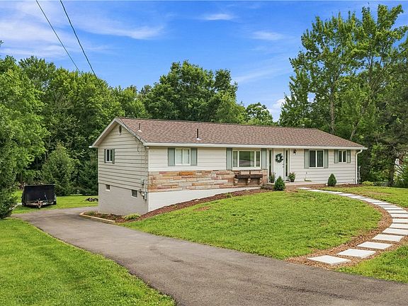 2nd image of 6105 Crestmont Dr