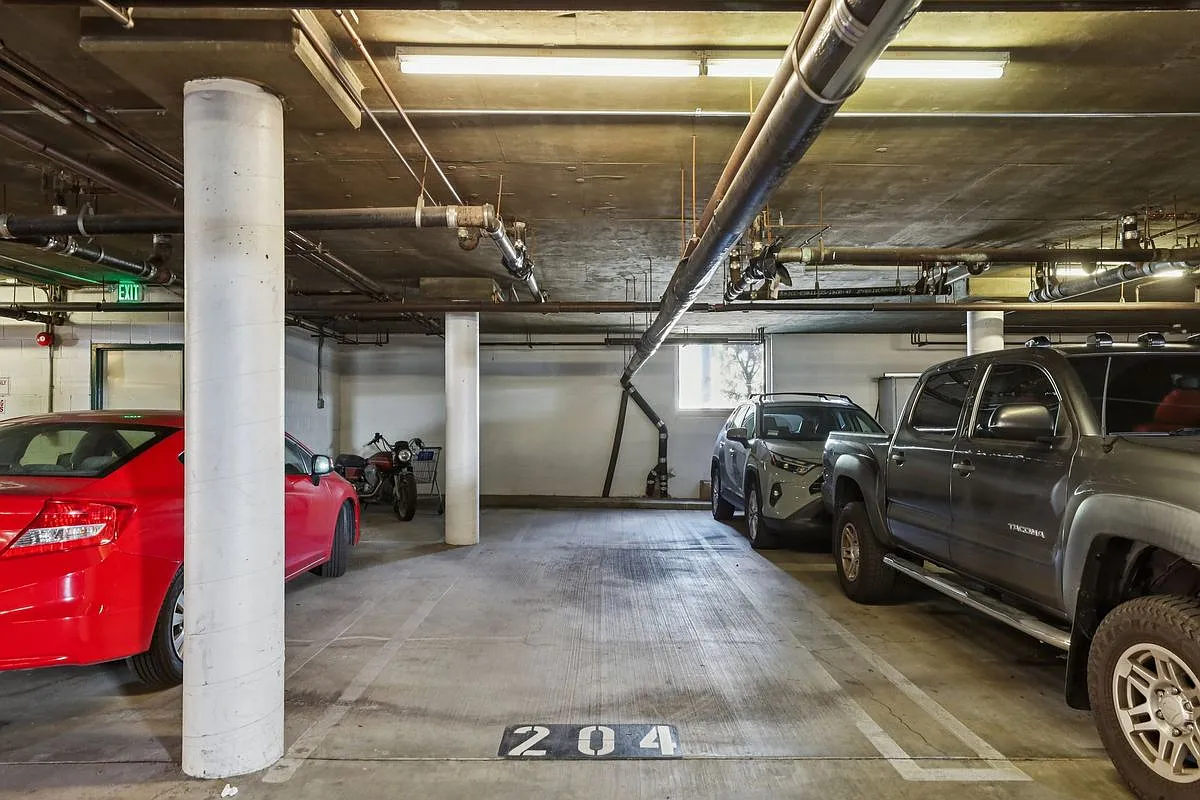 2 bed, 2.0 bath, 1170 sqft, $2,800 — Photo 3