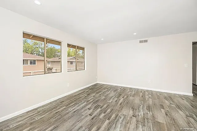 916 Amistad Ct #D — Photo 11