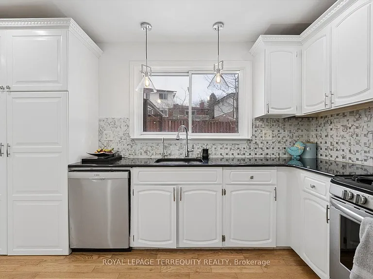 39 Baldwin Ln — Photo 8